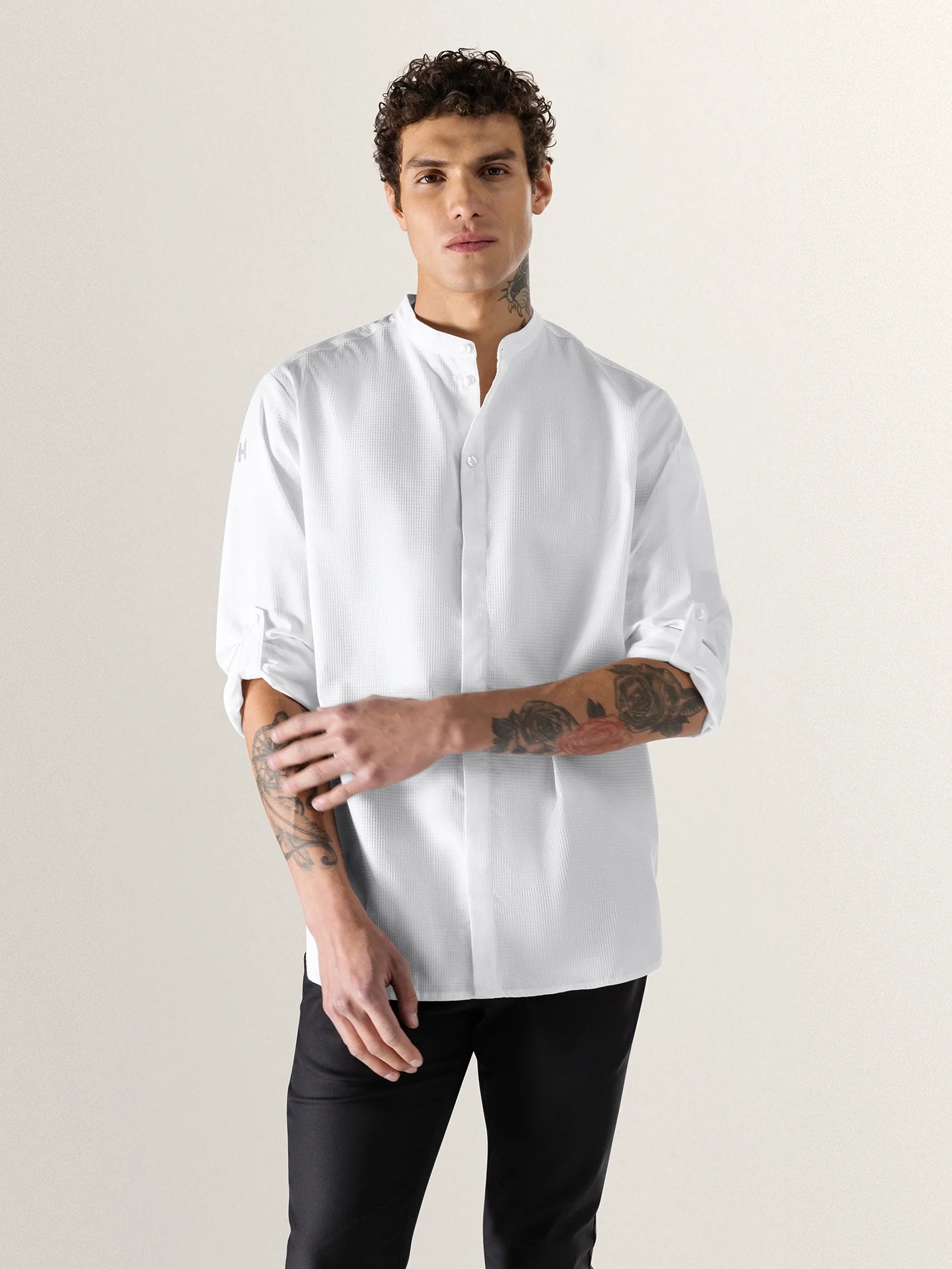 Le Chavi White