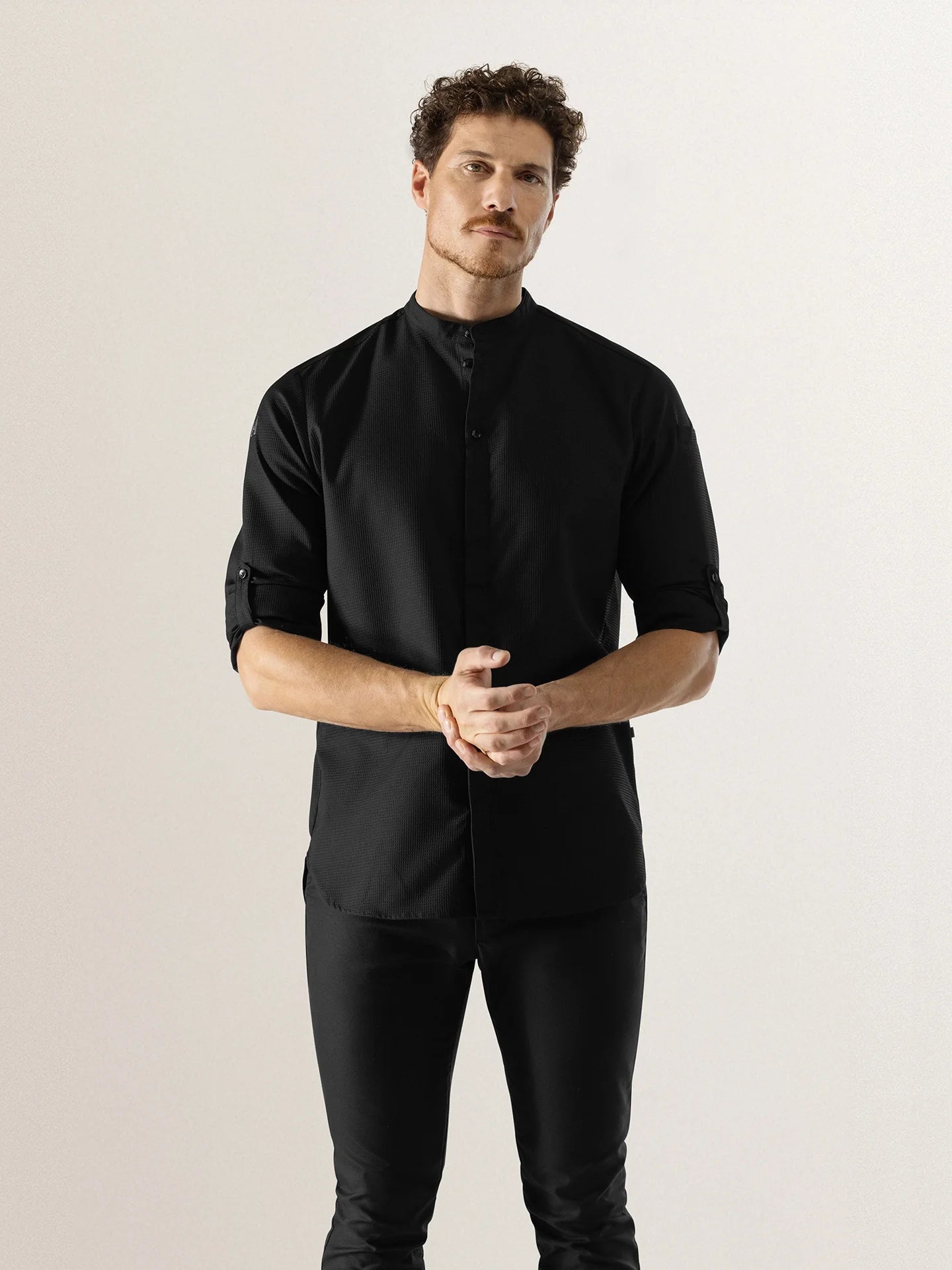 Le Chavi Black