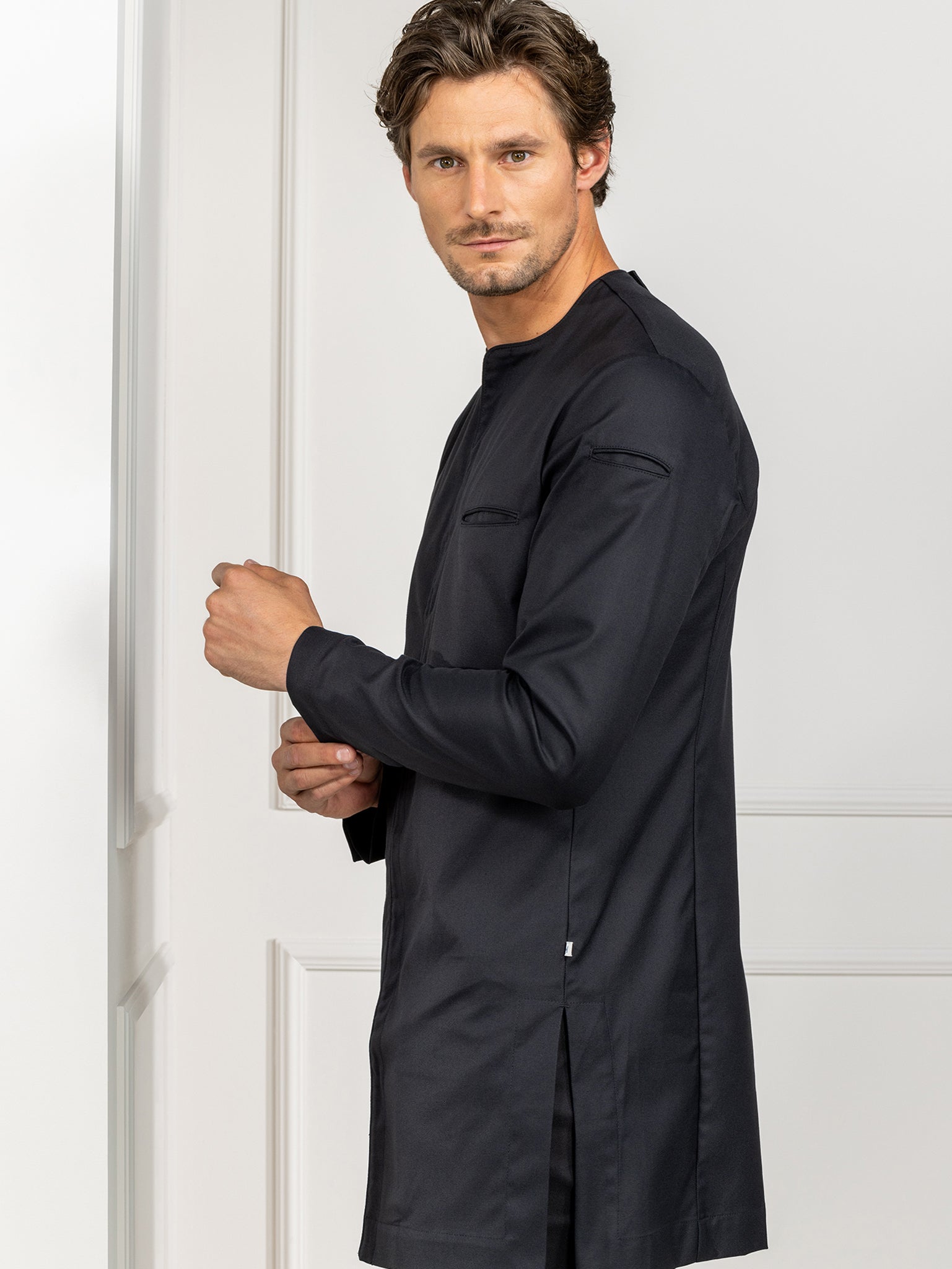 Le Jasper Black