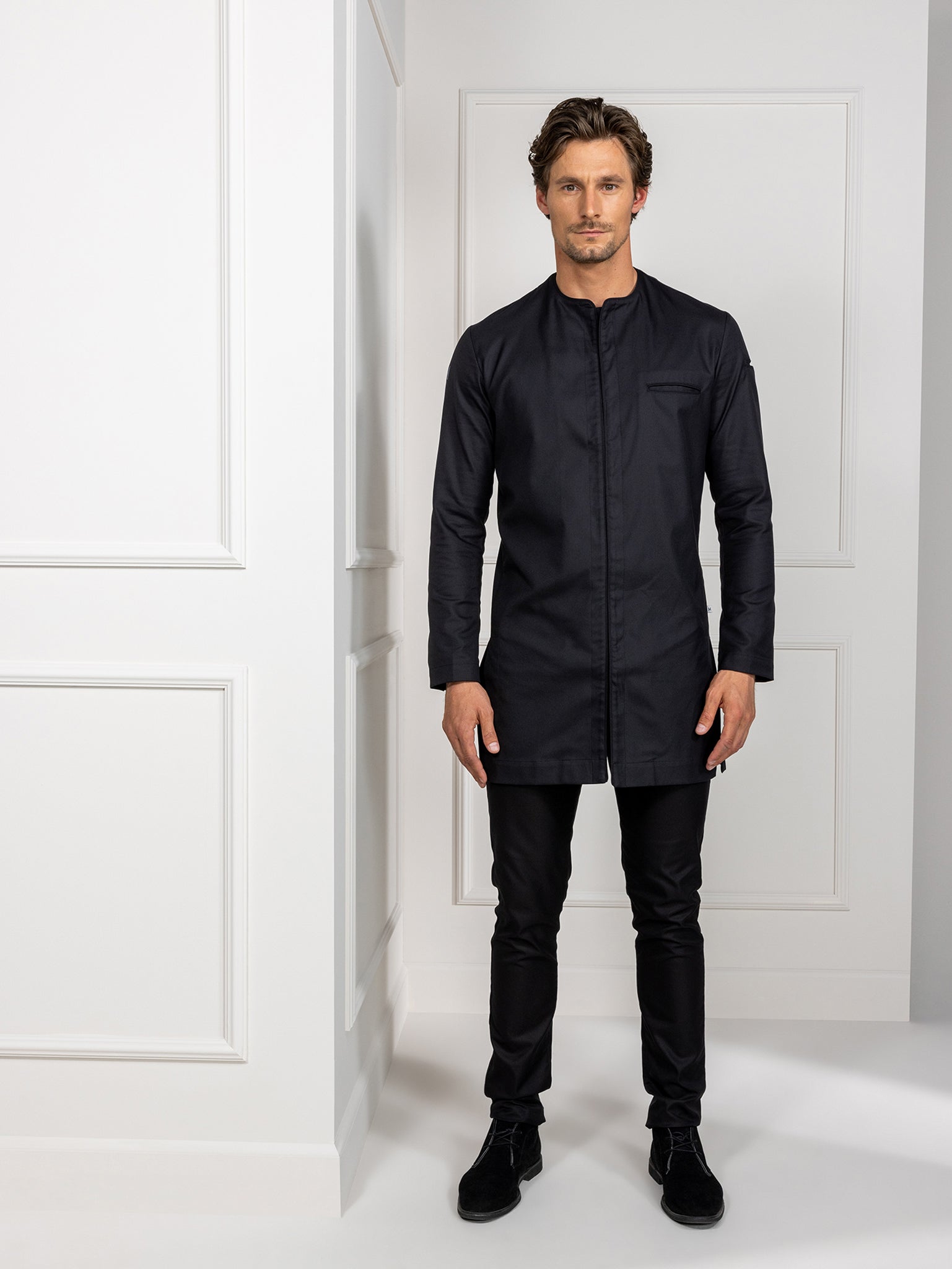 Le Jasper Black