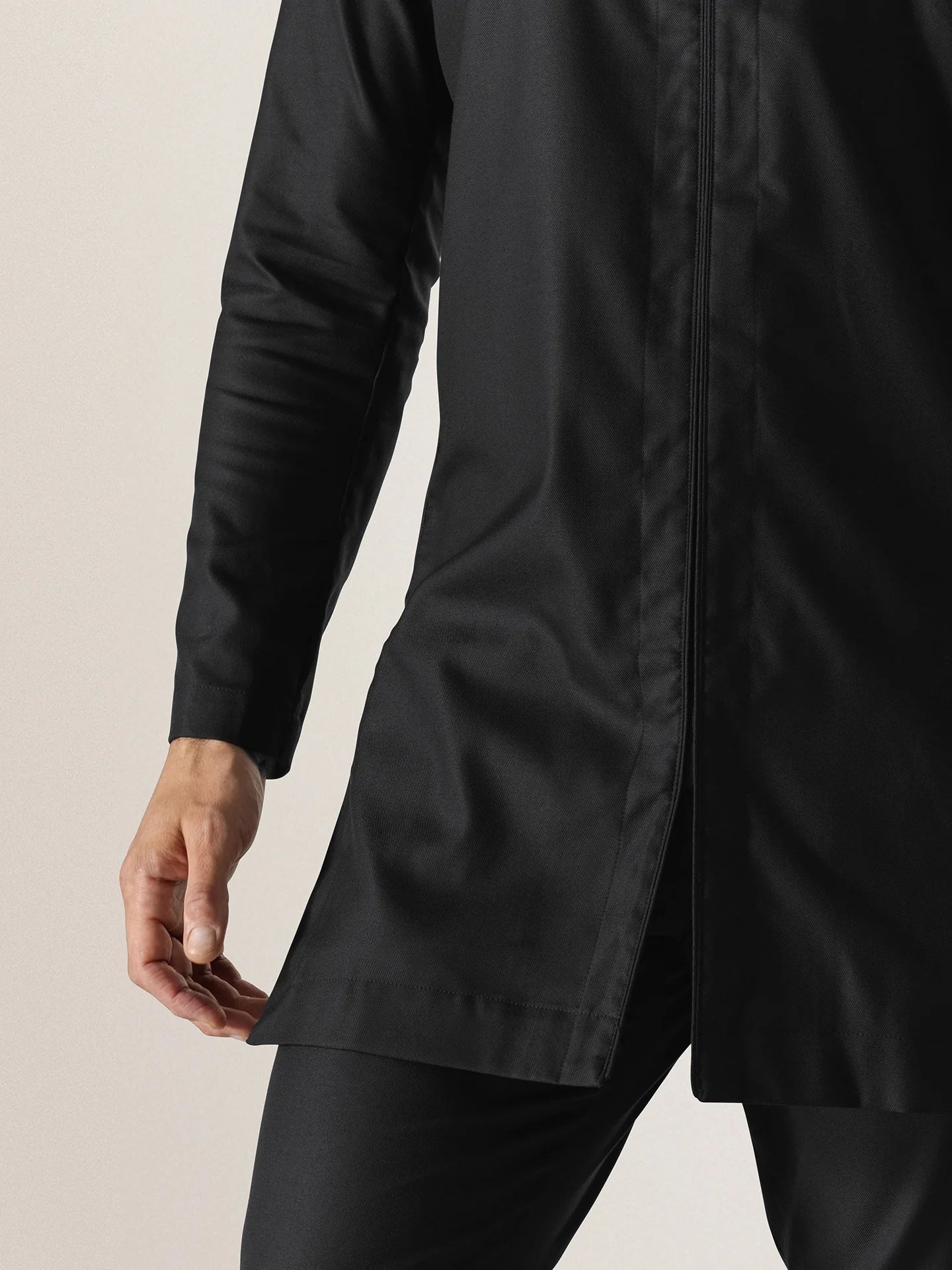 Le Jasper Black