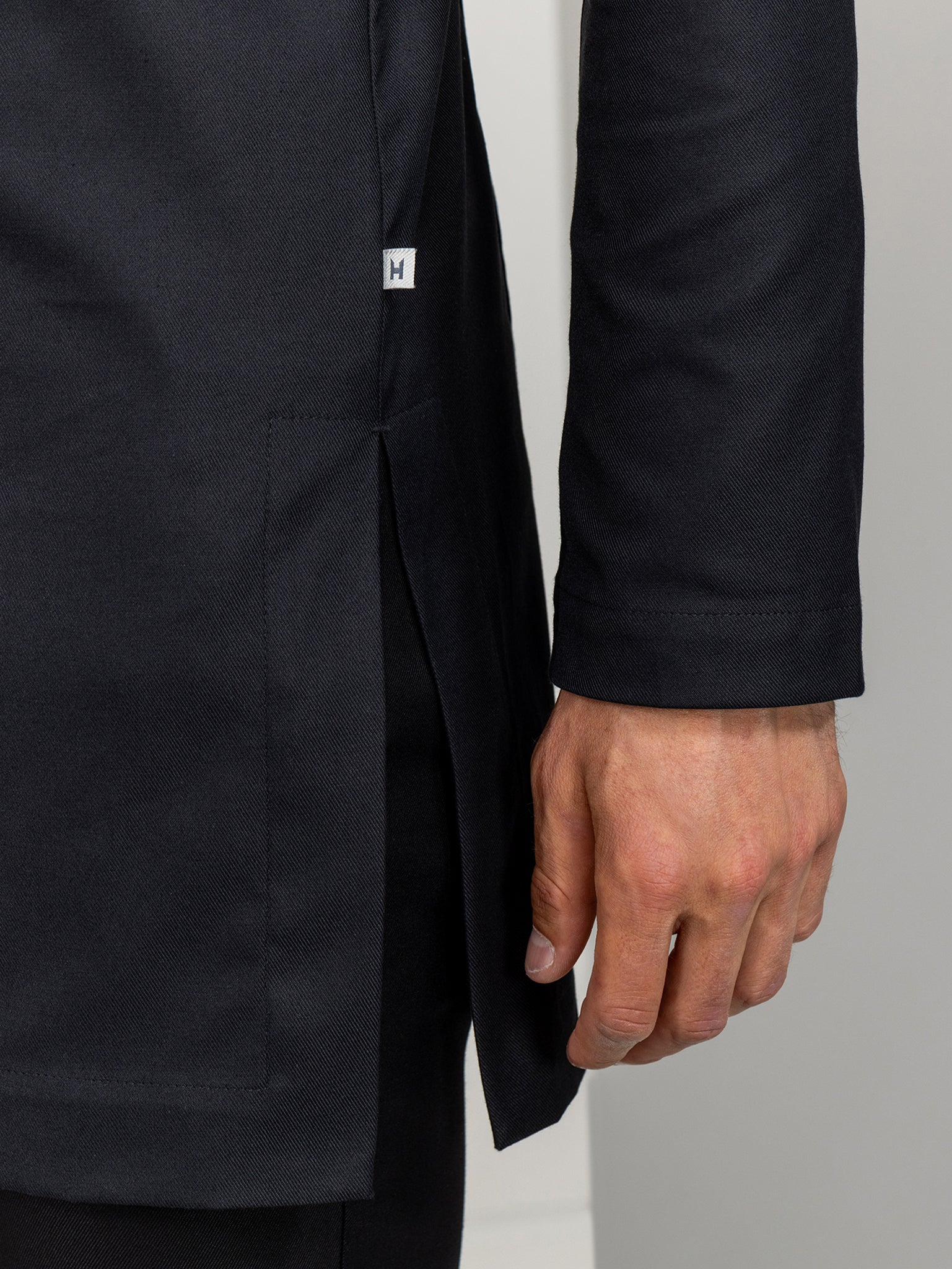 Le Jasper Black