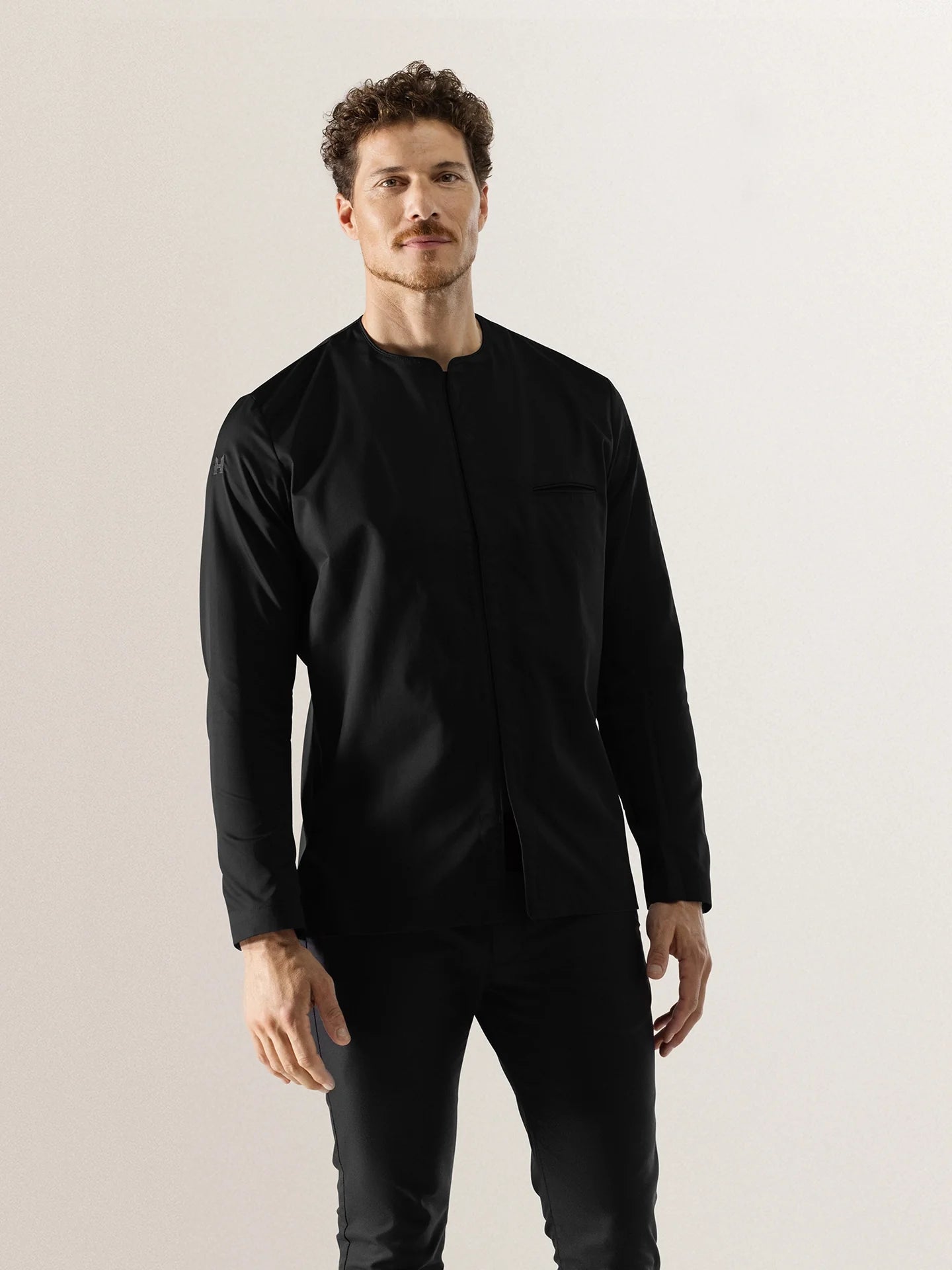 Le Jason Black