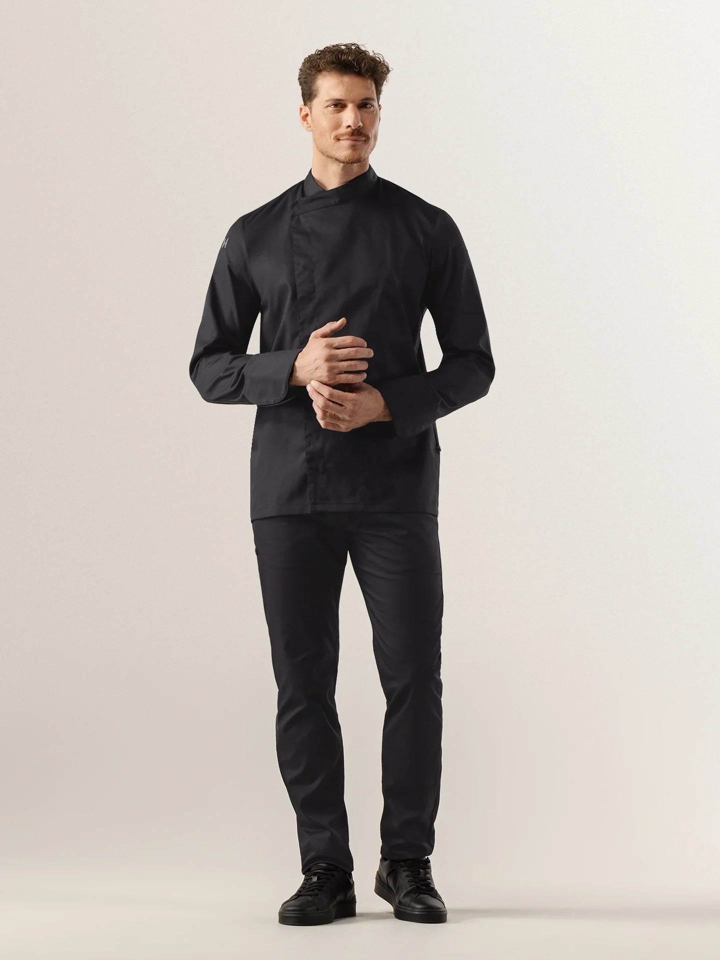 Le Arnoux Black