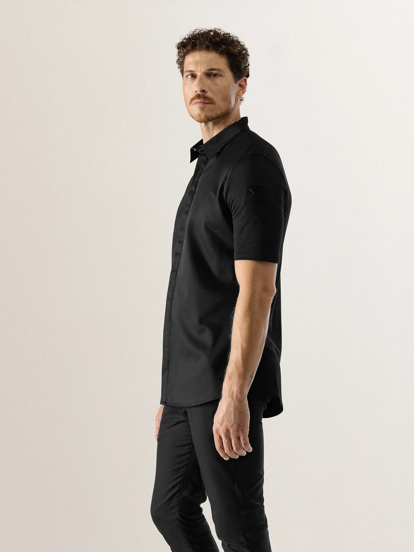 Le Gilles Black
