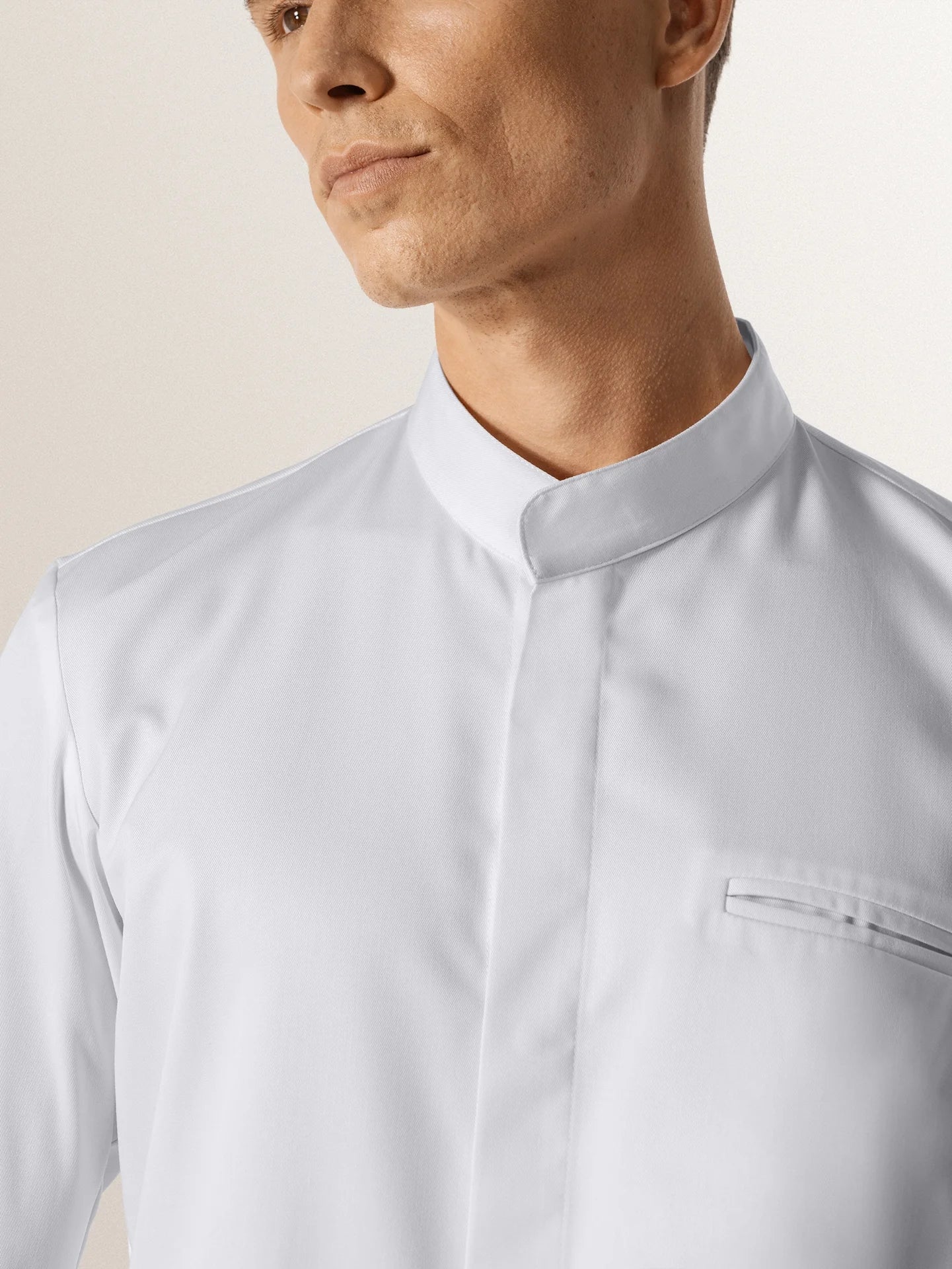 Le Alain White