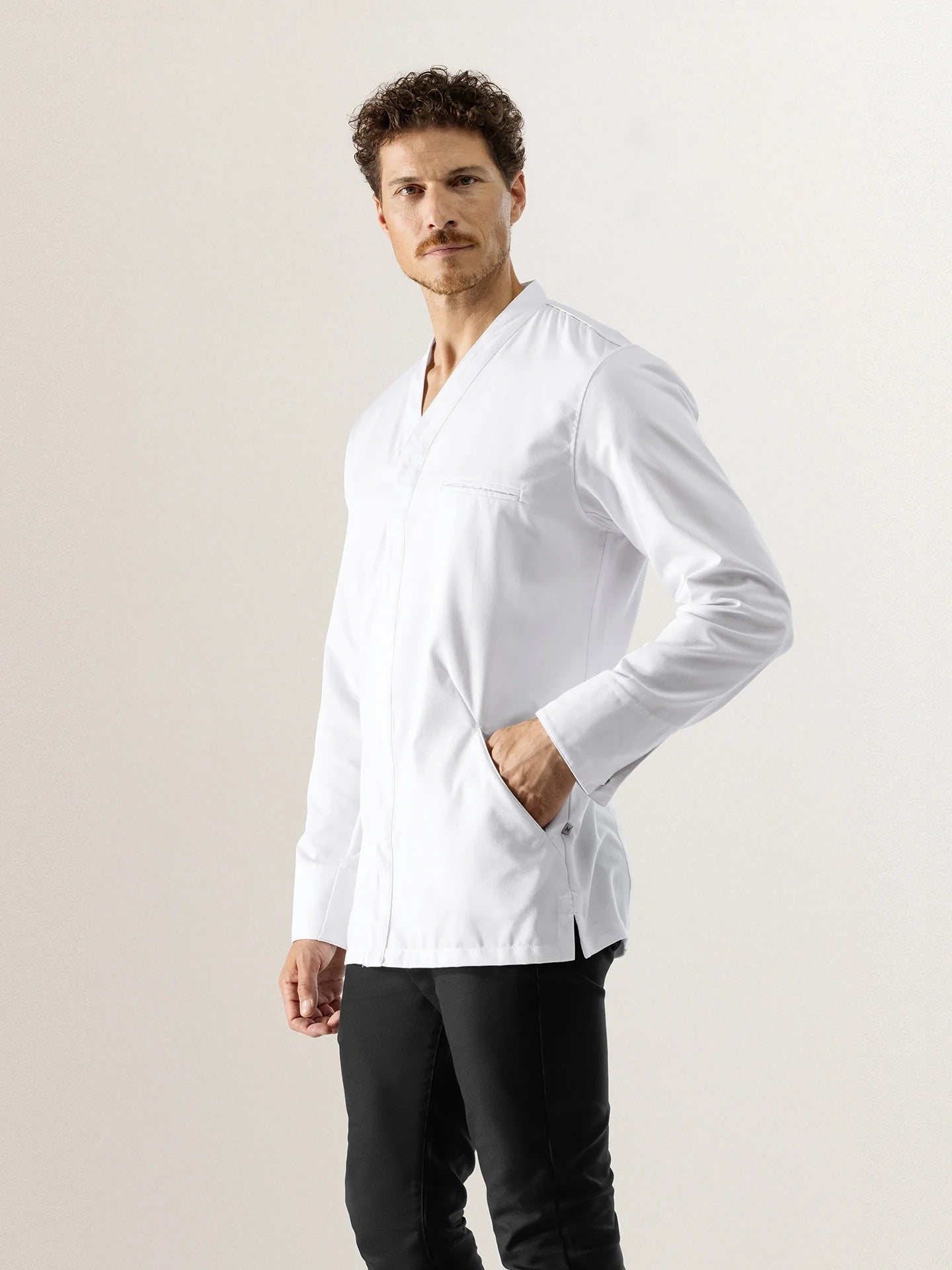 Le Andreas White