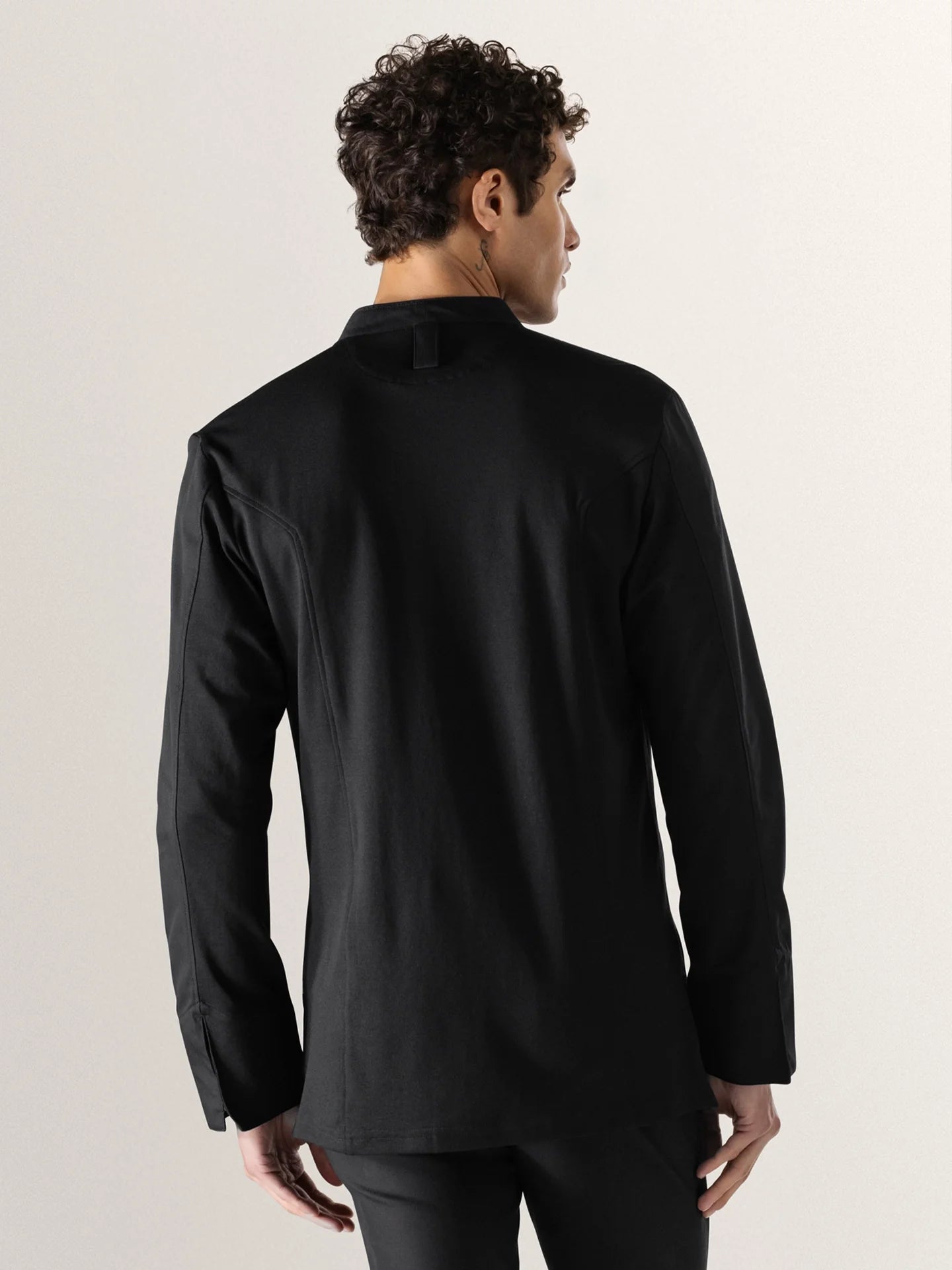 Le Andreas Black