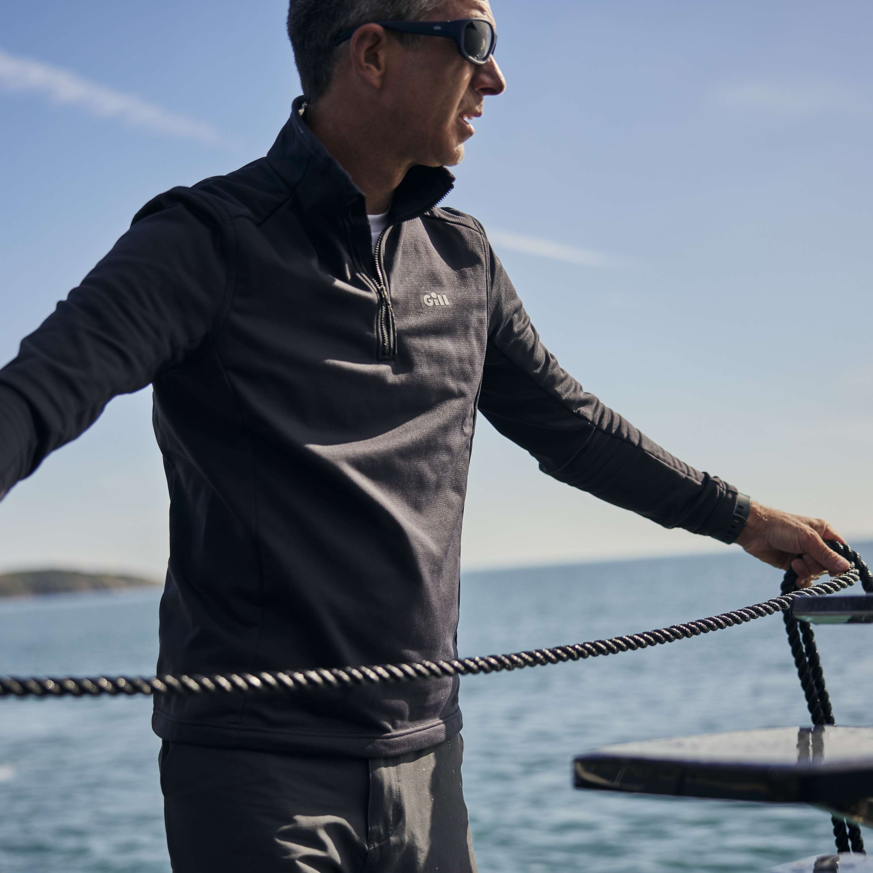 Gill Quest 1/4 Zip Top