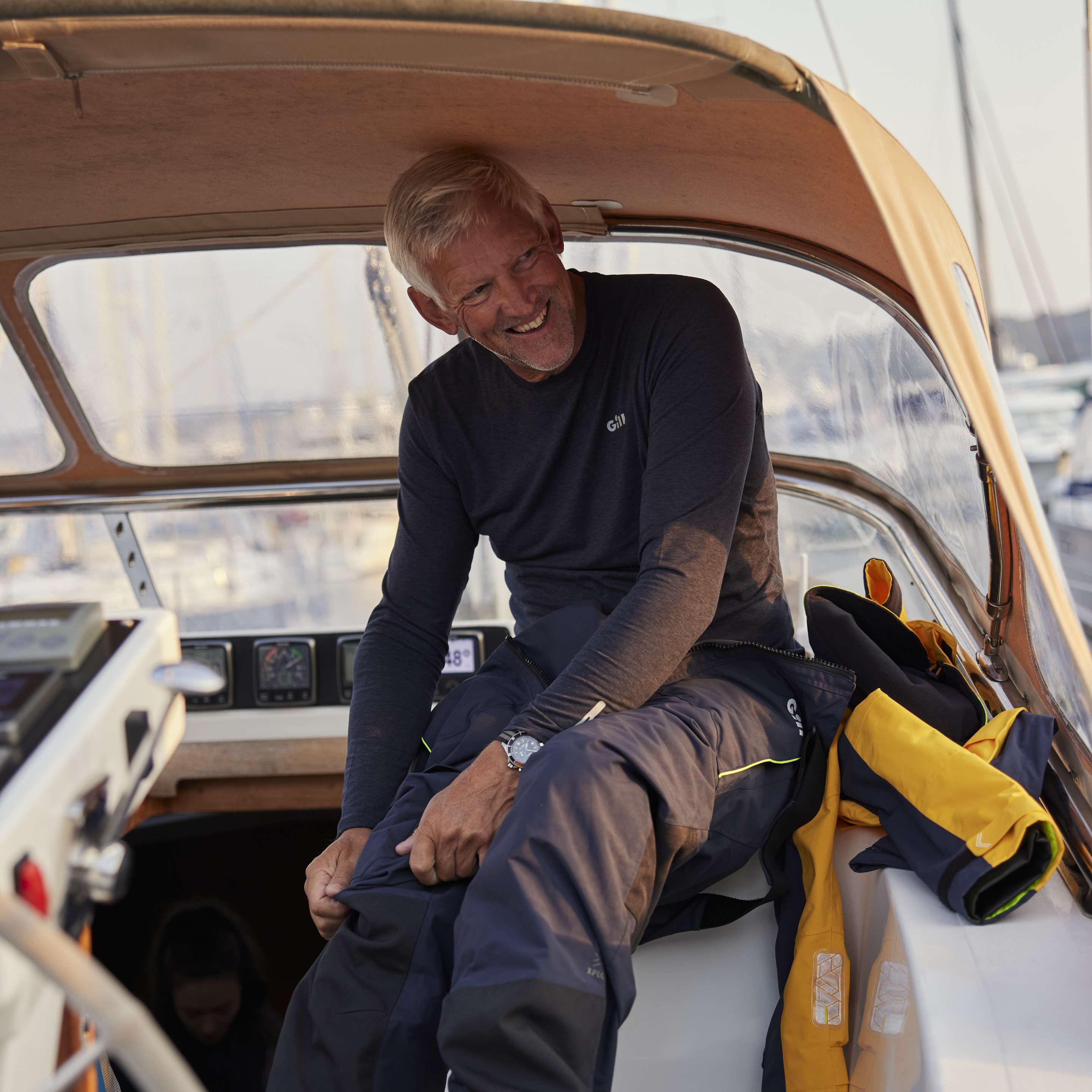 Gill Base Layer Top