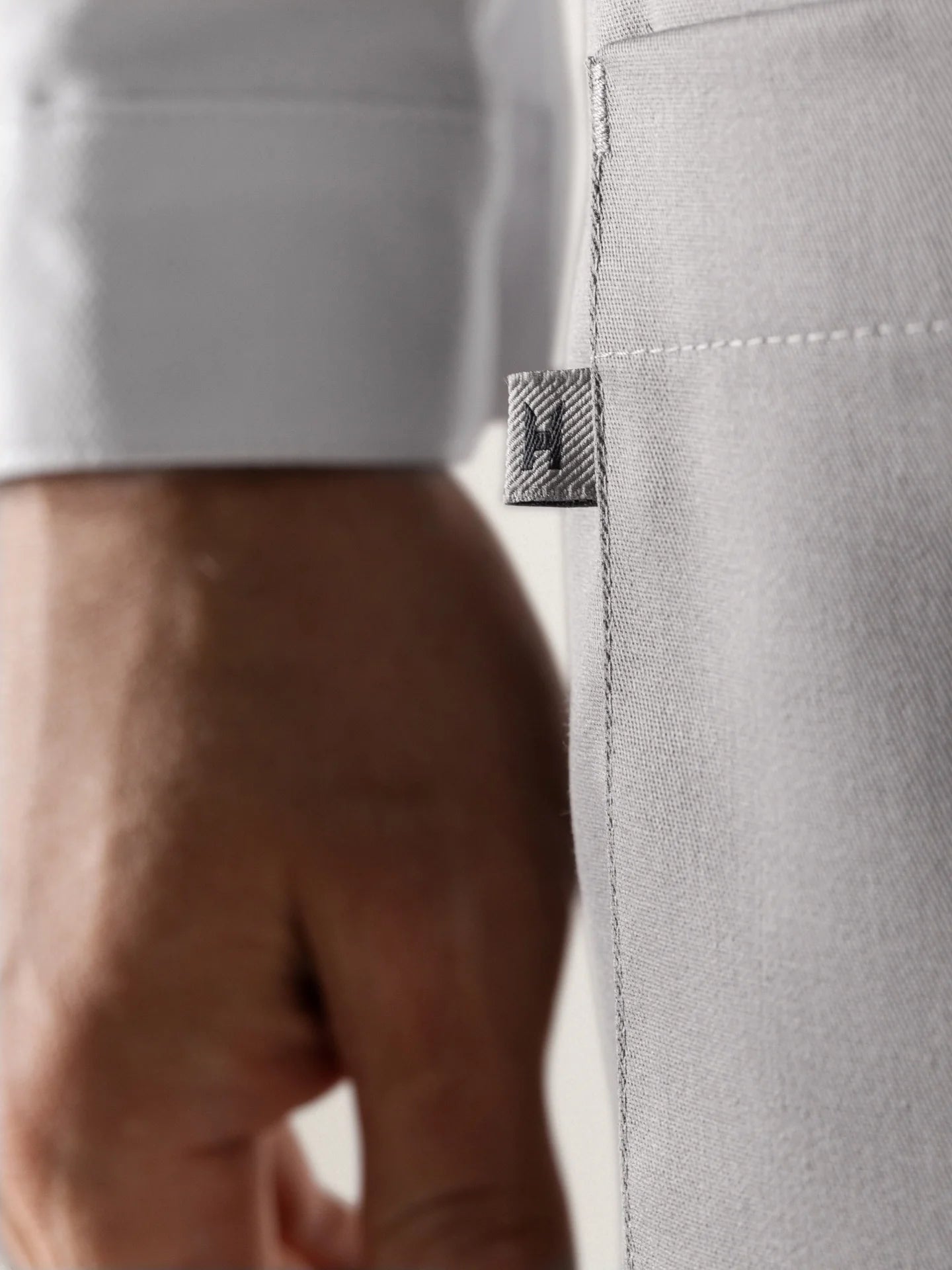 Le Phoenix Slate Grey