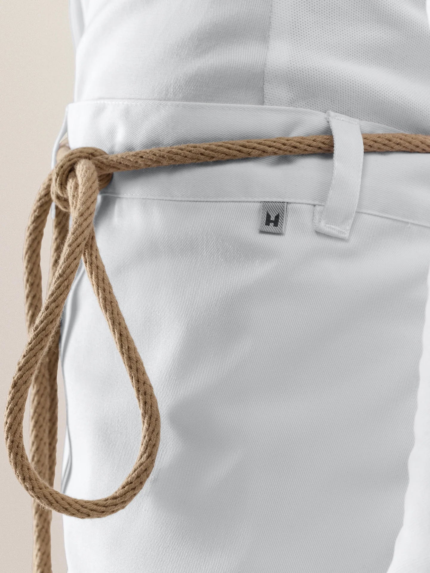 Le Spanish Short White