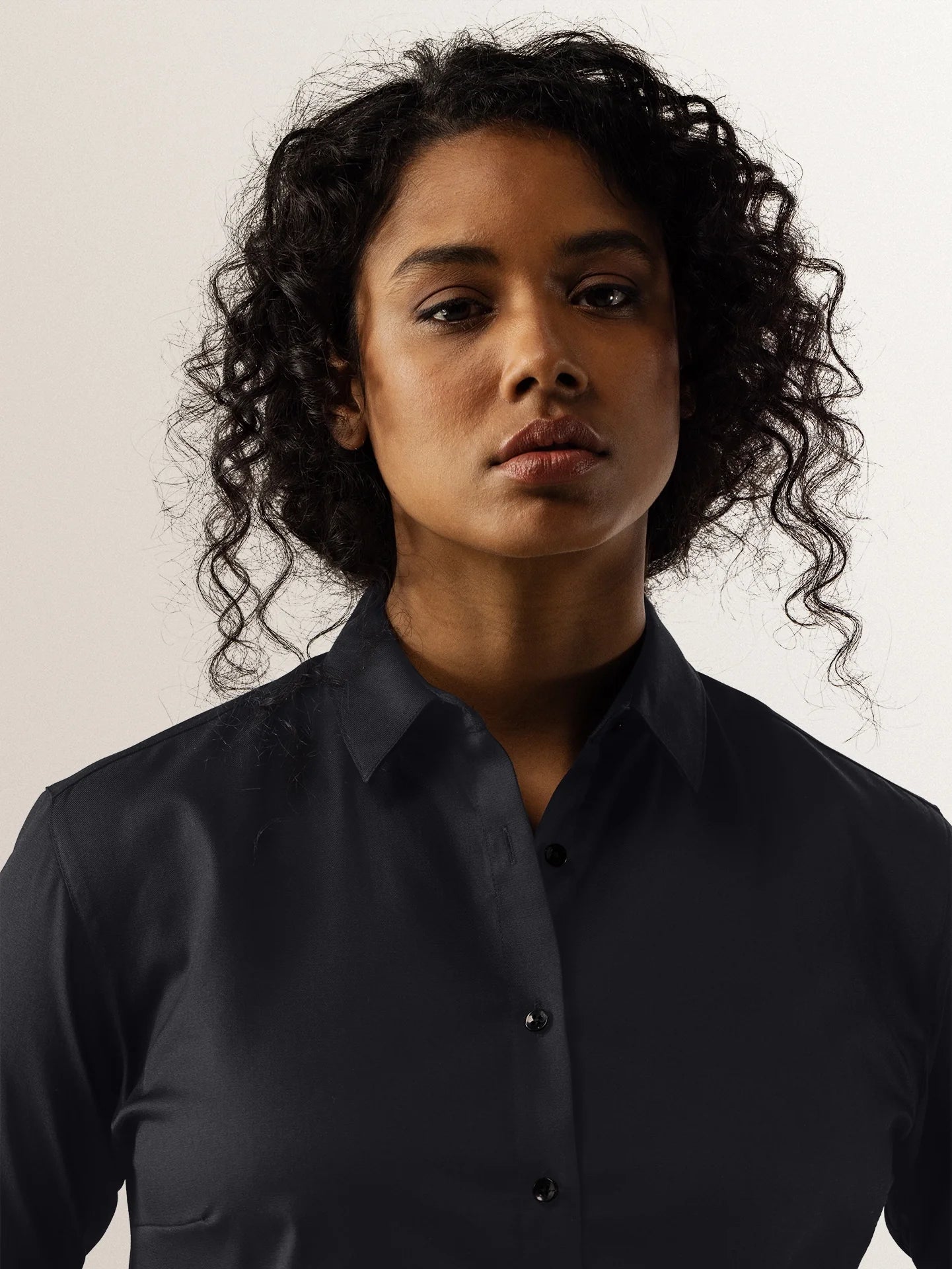 Le Louise Black