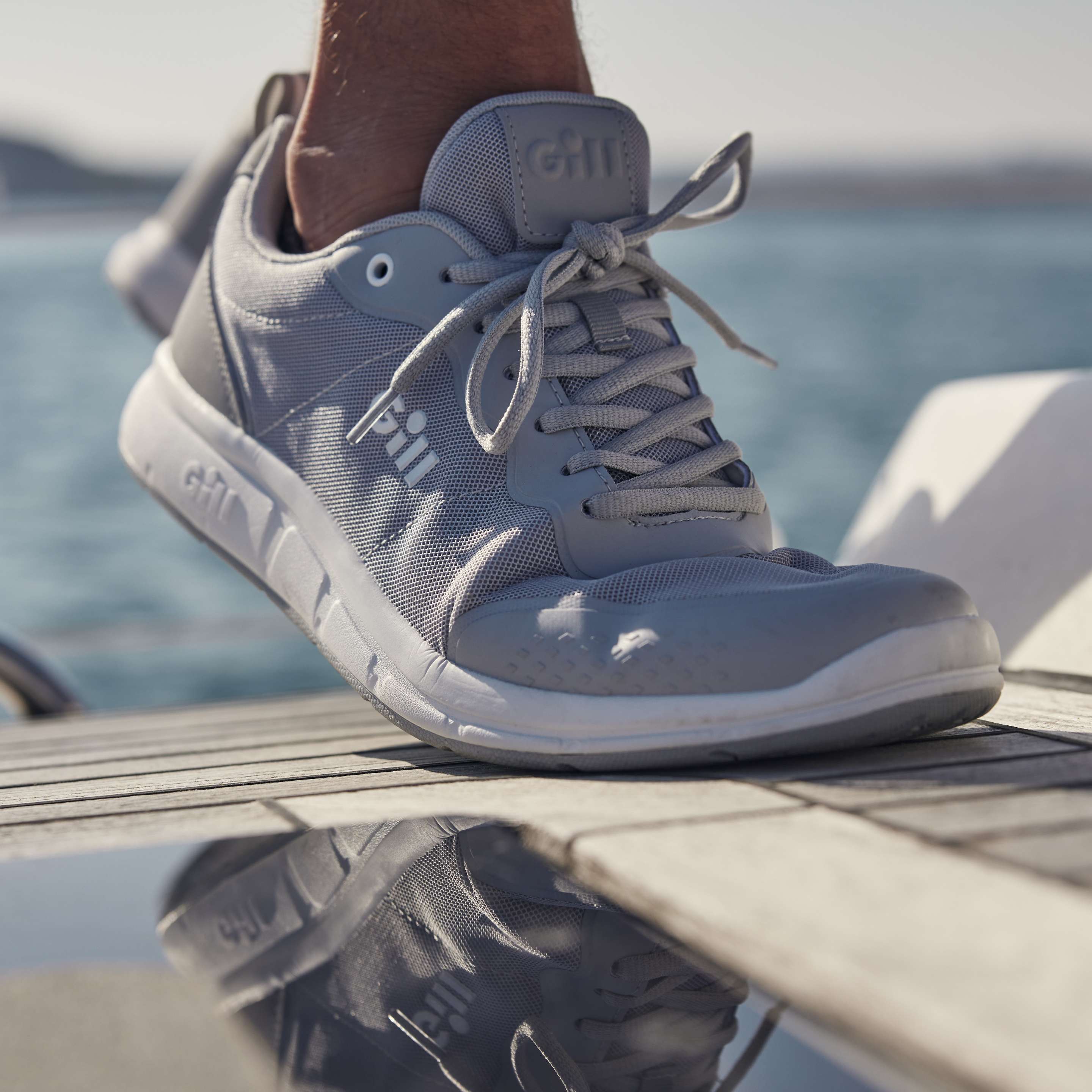 Gill Pursuit Outdoor Trainers