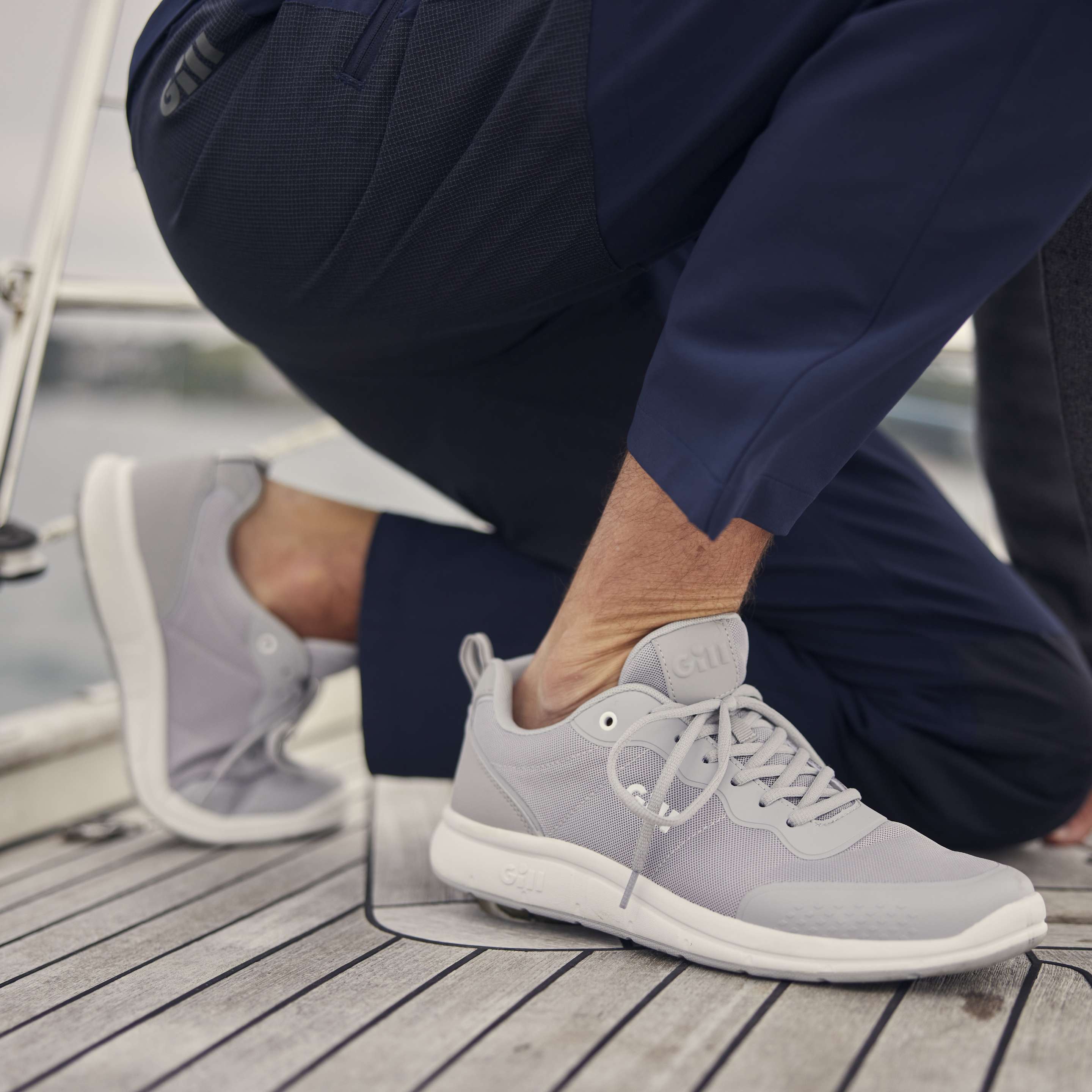 Gill Pursuit Outdoor Trainers