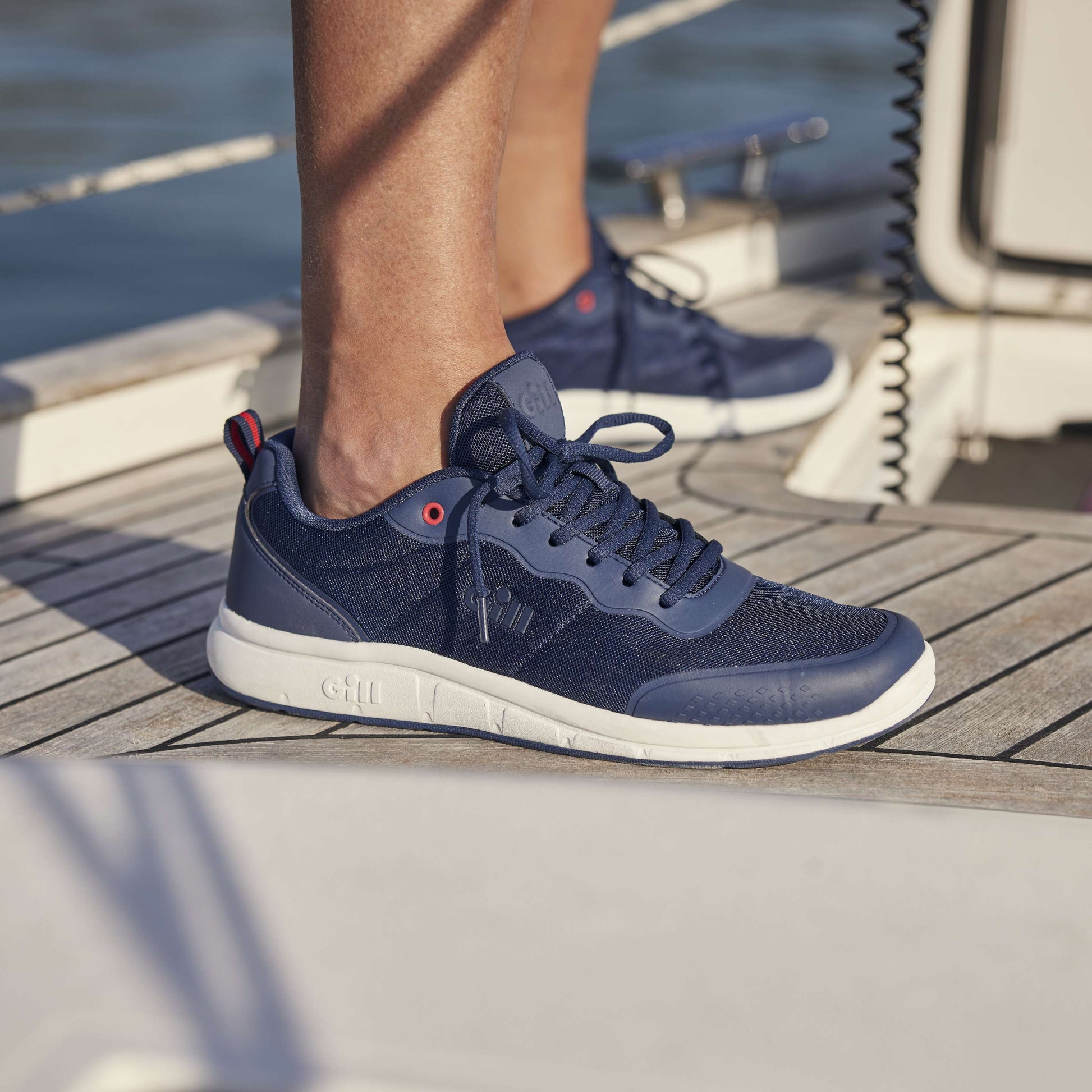 Gill Pursuit Outdoor Trainers
