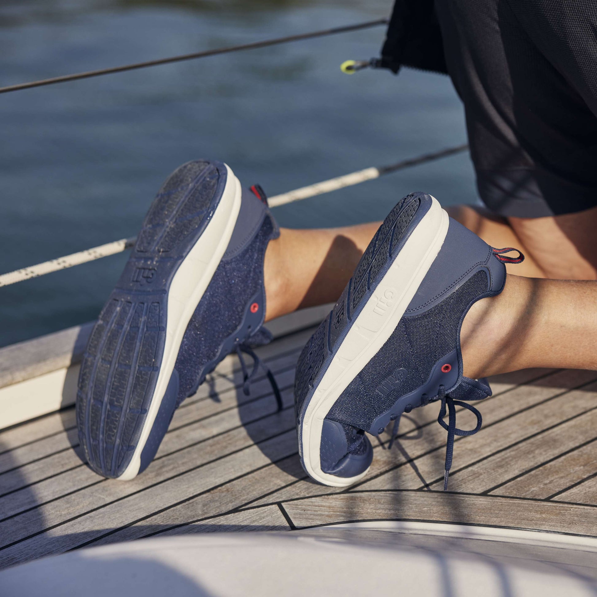 Gill Pursuit Outdoor Trainers