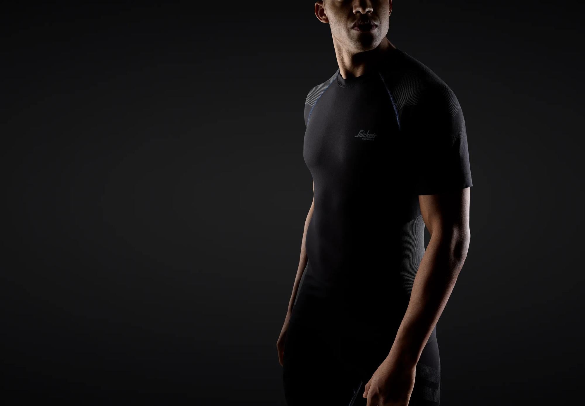 Snickers Seamless Base Layer, In Motion Short Sleeve Top