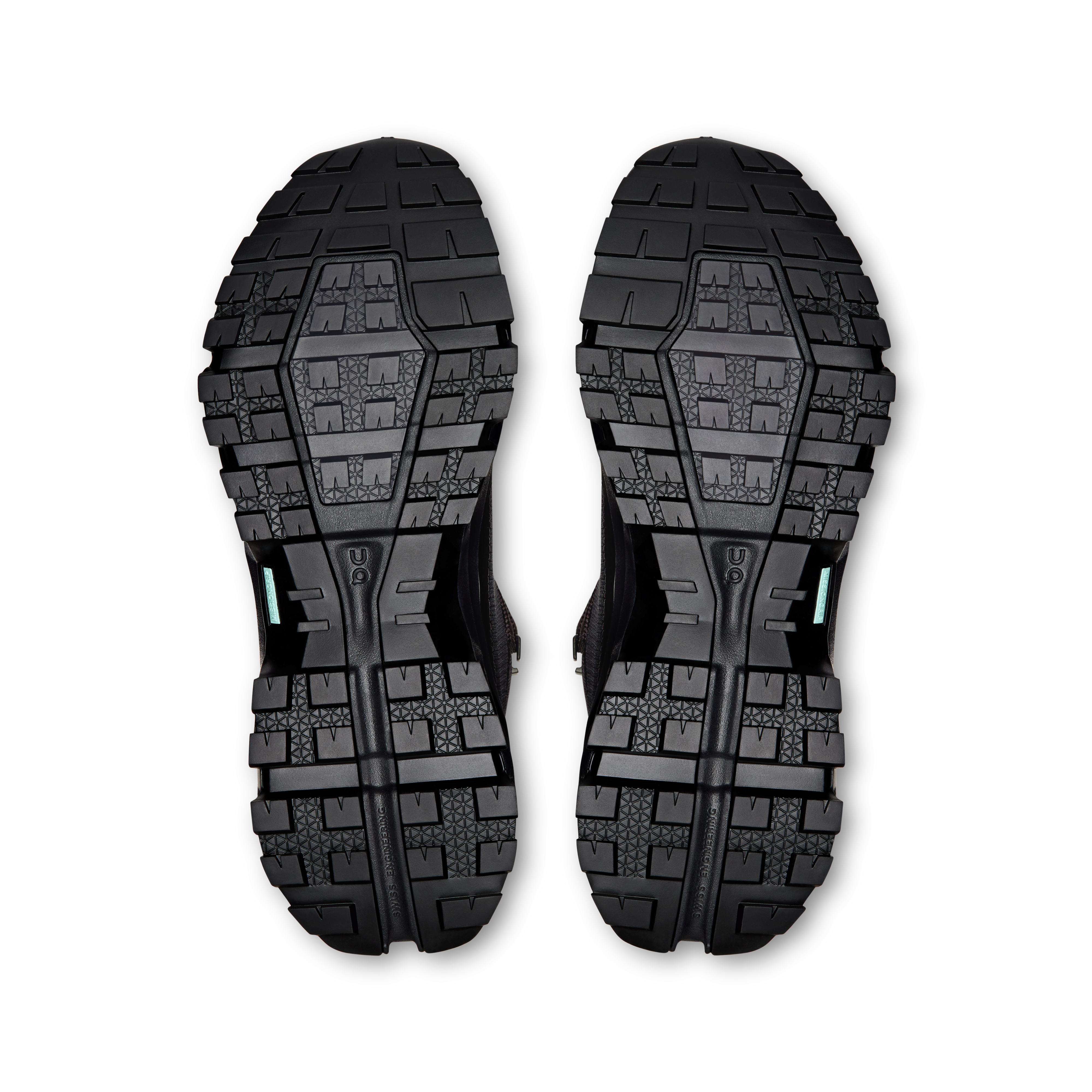 On Cloudrock Mid Waterproof