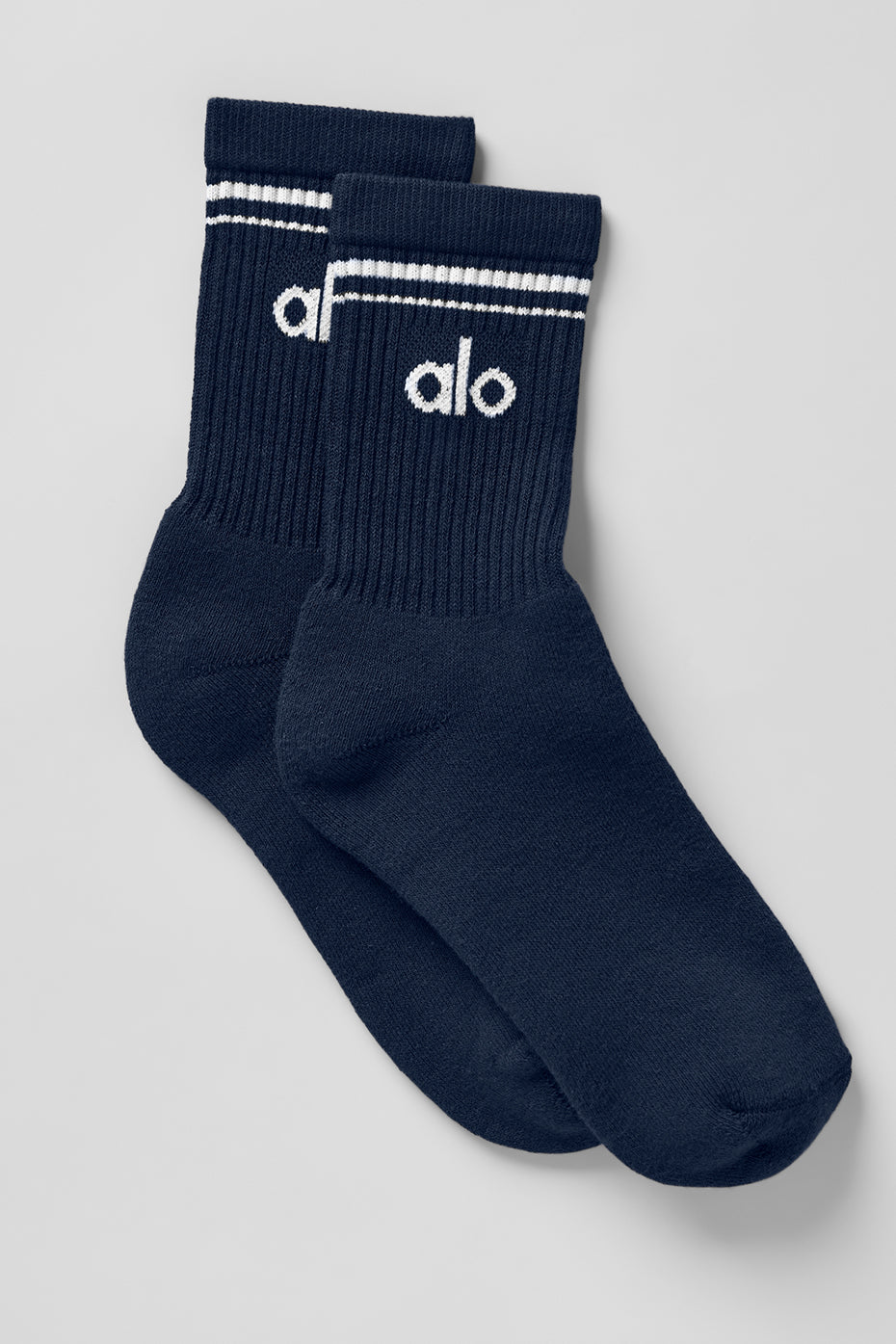 Alo Unisex Half-Crew Throwback Sock