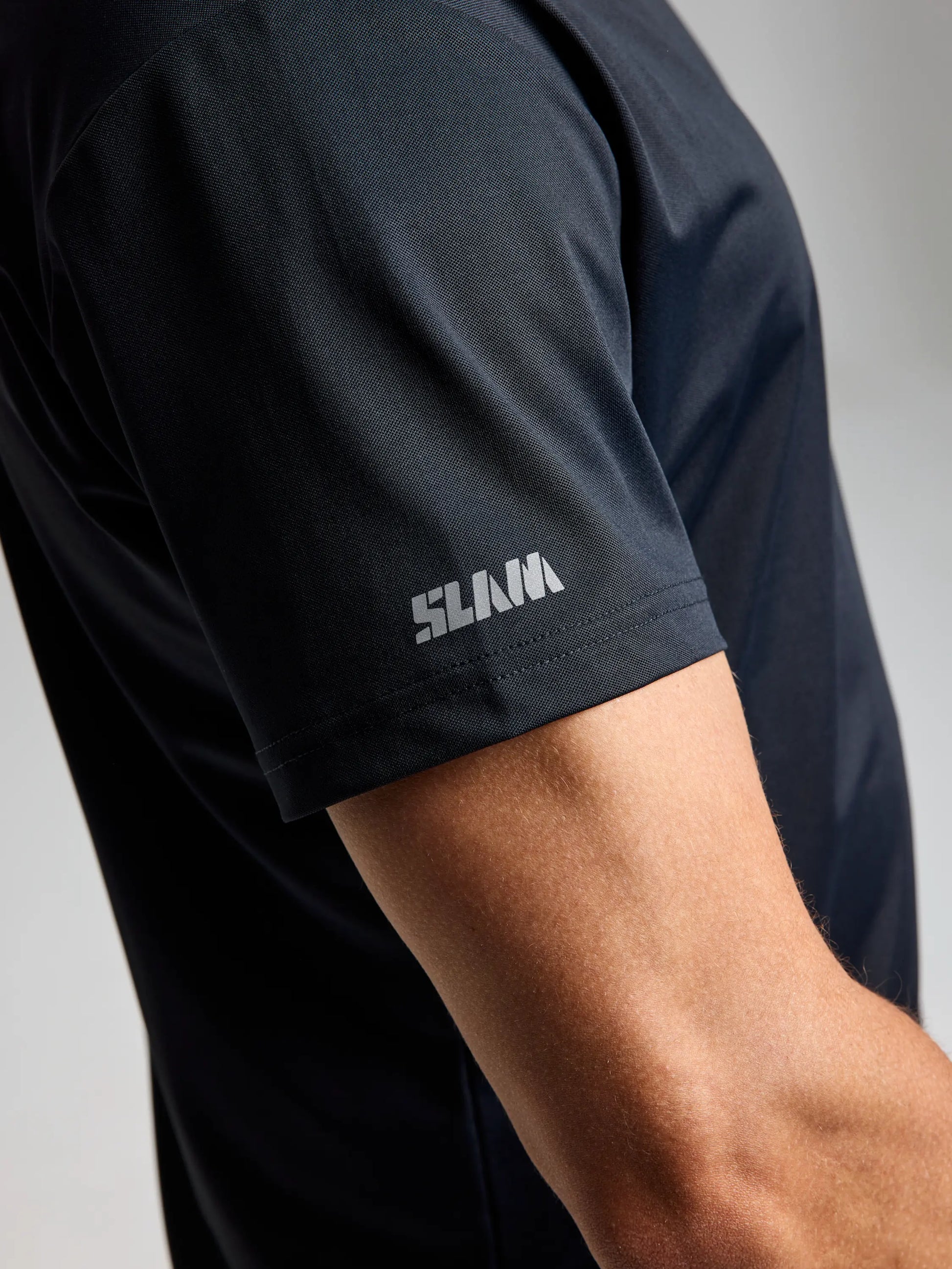 SLAM TECH PIQUE T-SHIRT