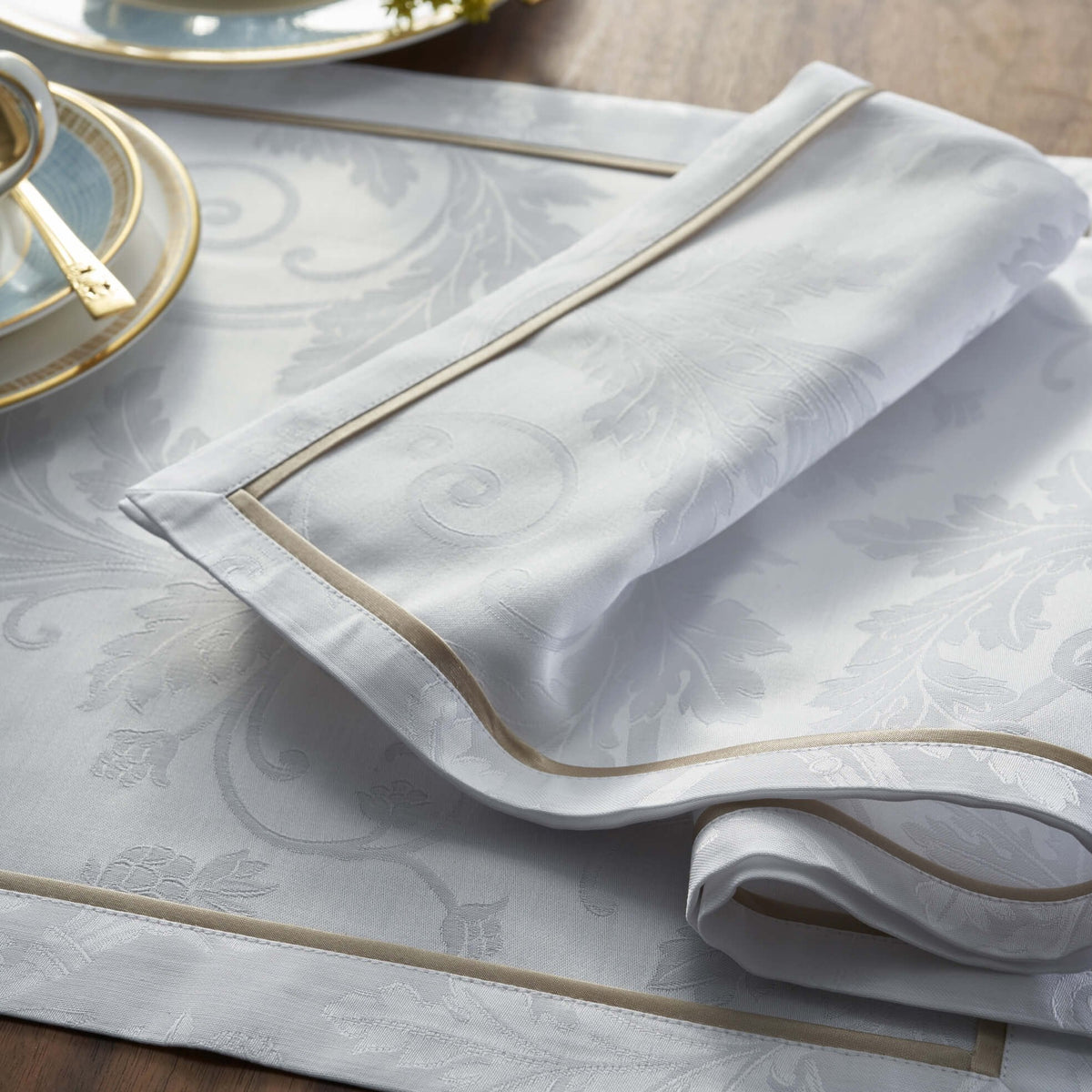 Heirlooms Flora Napkin