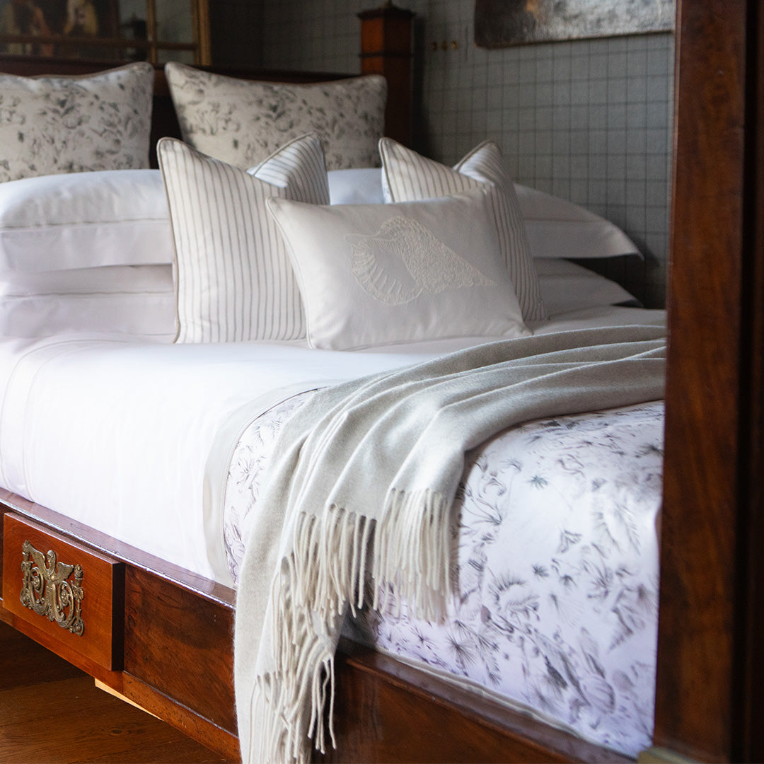 Heirlooms Warm Harbour Bed Runner in Morning Mist