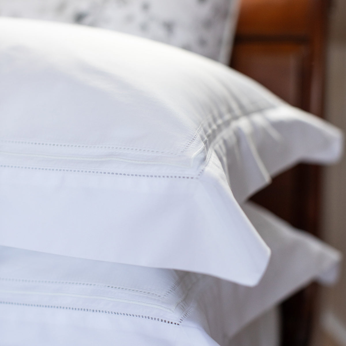 Heirlooms Warm Harbour Oxford Pillowcase in Shell White
