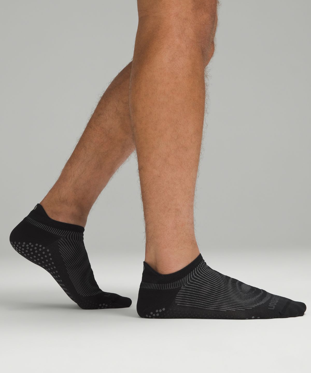 Lululemon Men's Find Your Balance Tab Socks