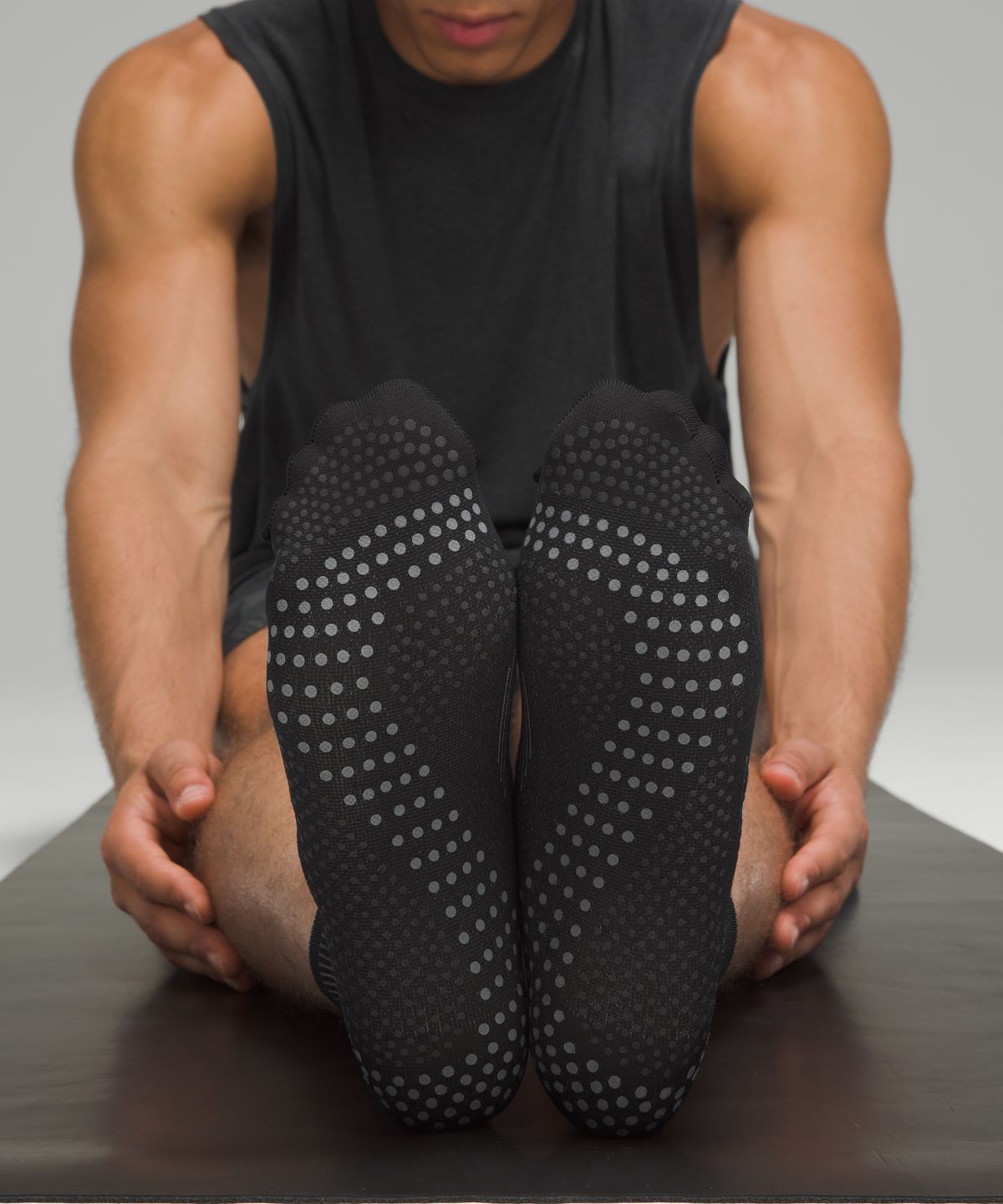 Lululemon Men's Find Your Balance Tab Socks