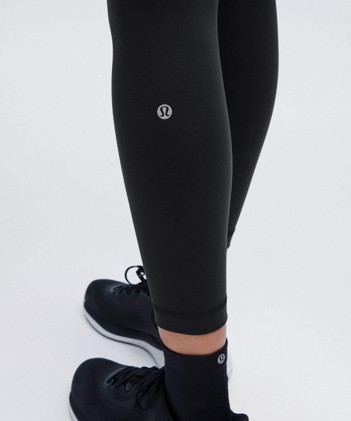Lululemon Wunder Train High-Rise Tight 25"