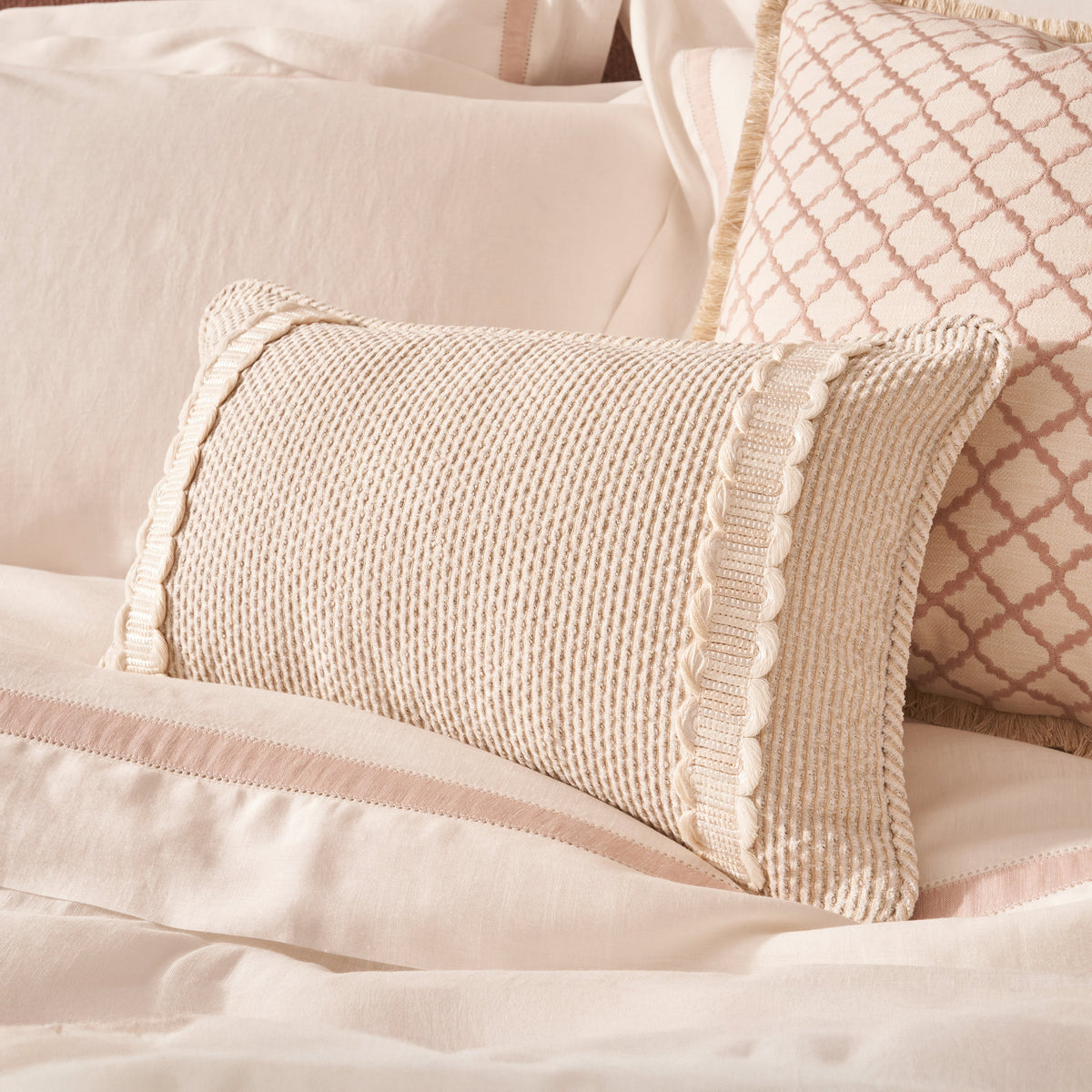 Heirlooms Umbra Decorative Cushion