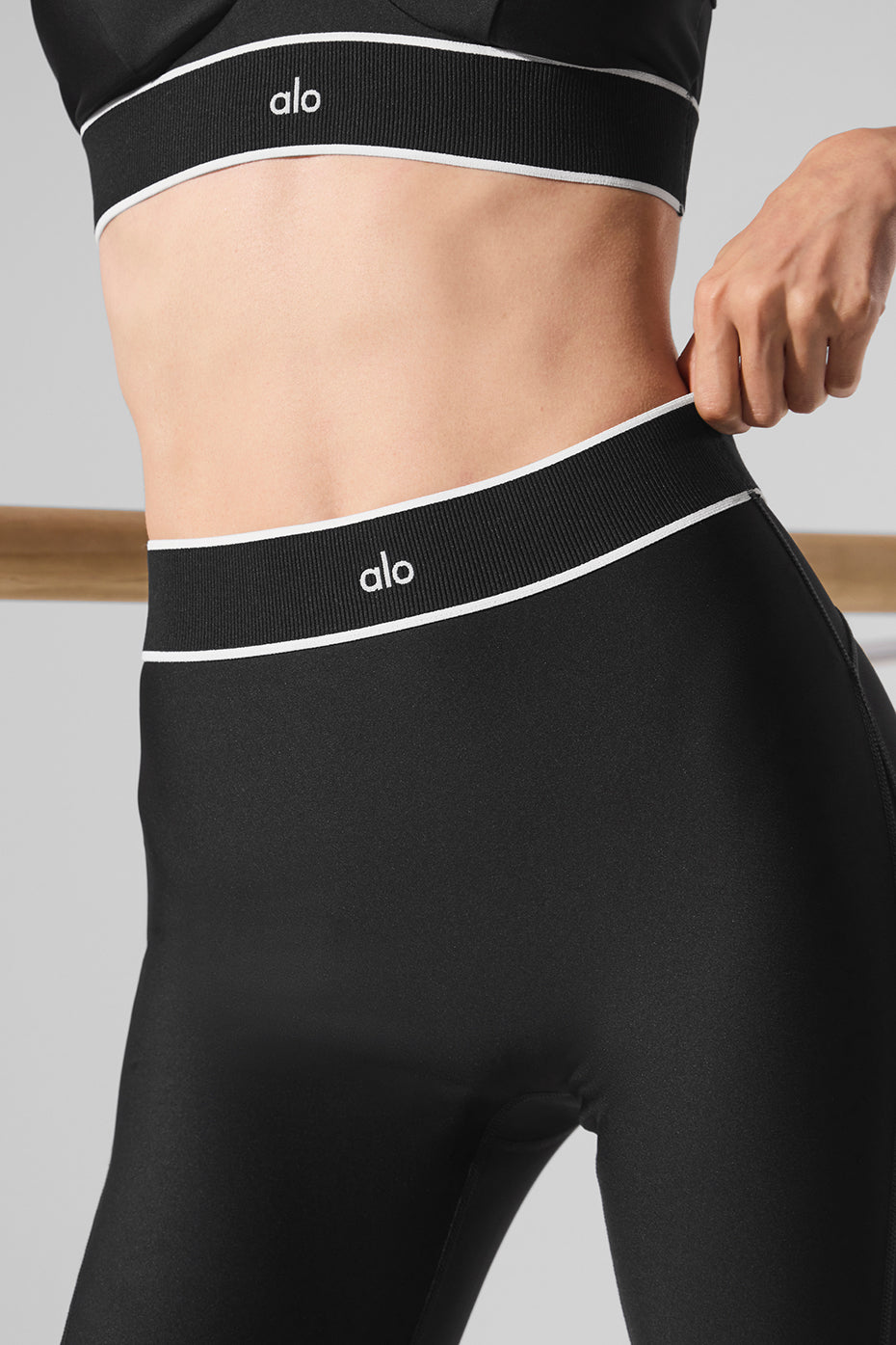 Alo Airlift Mesh High-Waist Darling Stirrup Legging