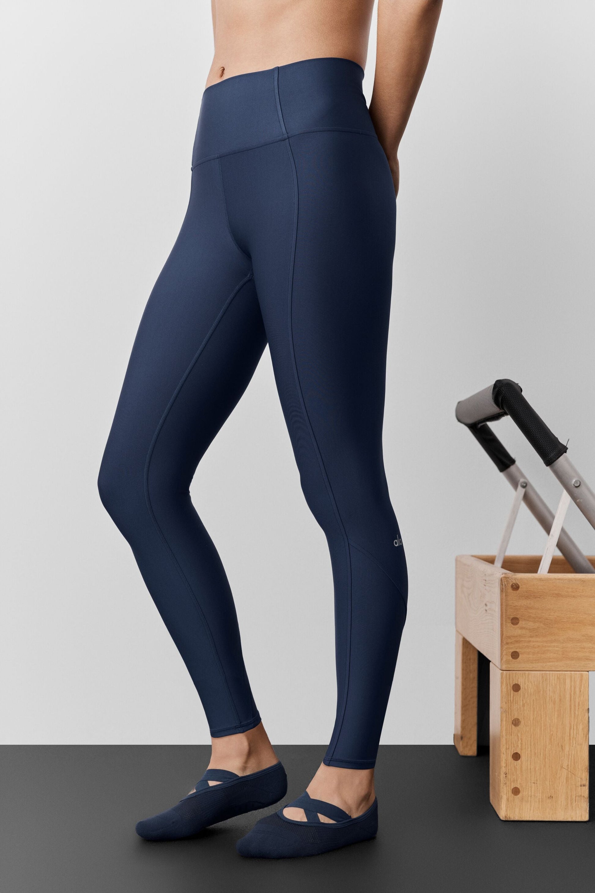 Alo Airlift High-Waist 7/8 Fine Line Legging