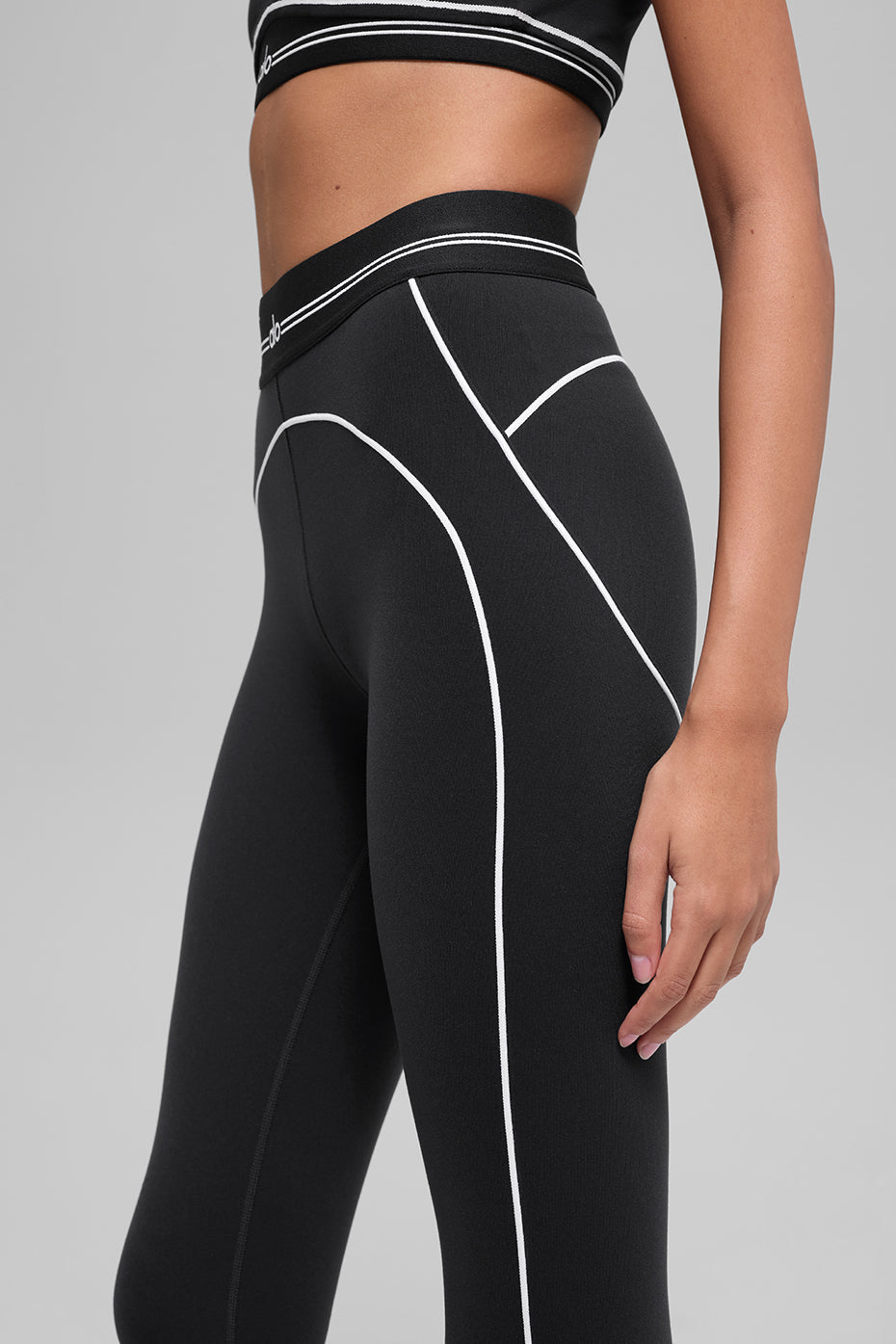 Alo Airbrush High-Waist 7/8 Heart Throb Legging