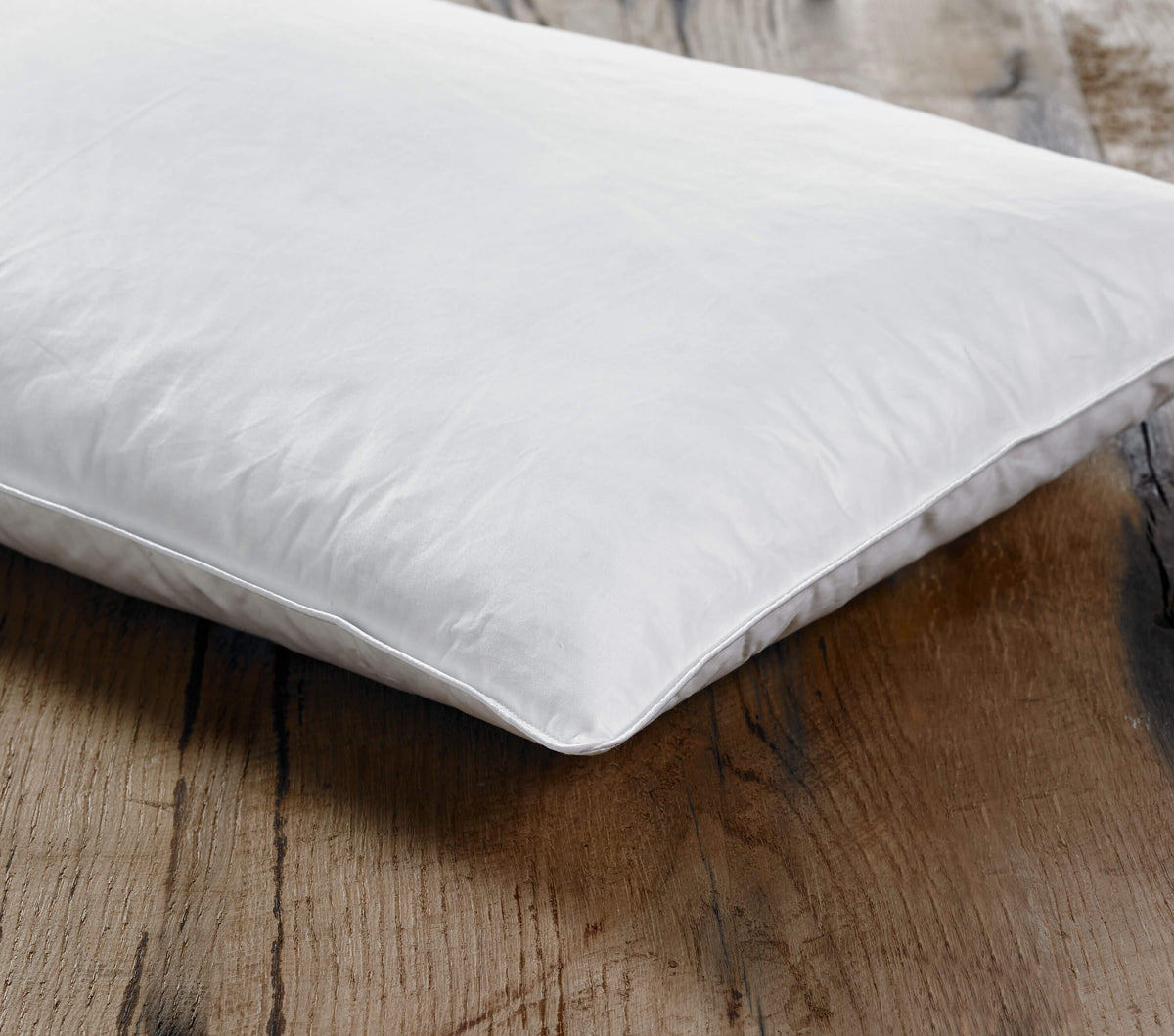 Heirlooms Dacron Comforel Pillow