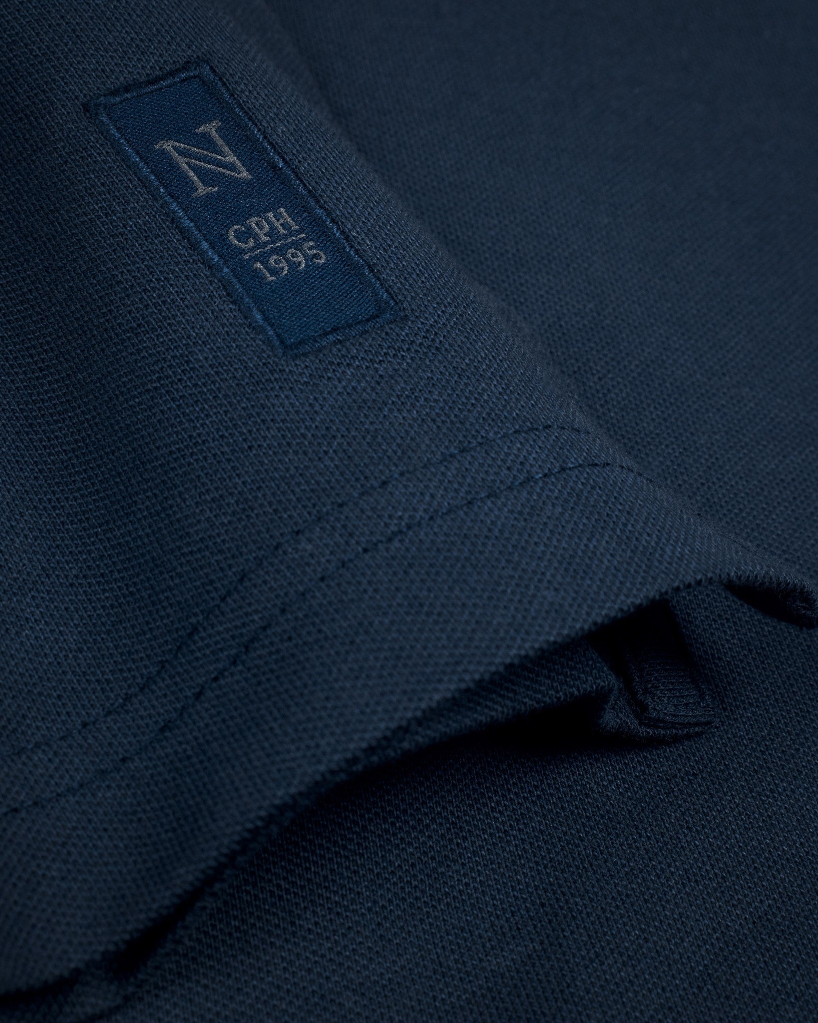 Nimbus Harvard V-Neck Women