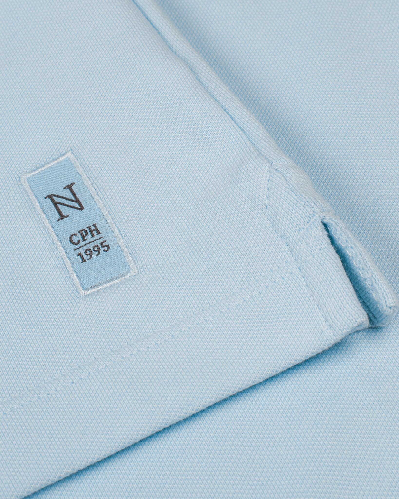 Nimbus Harvard V-Neck Women